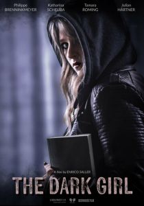 Тёмная девушка 2023